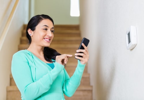 The Benefits of Using a Smart Thermostat with Your Air Conditioning System in Houston